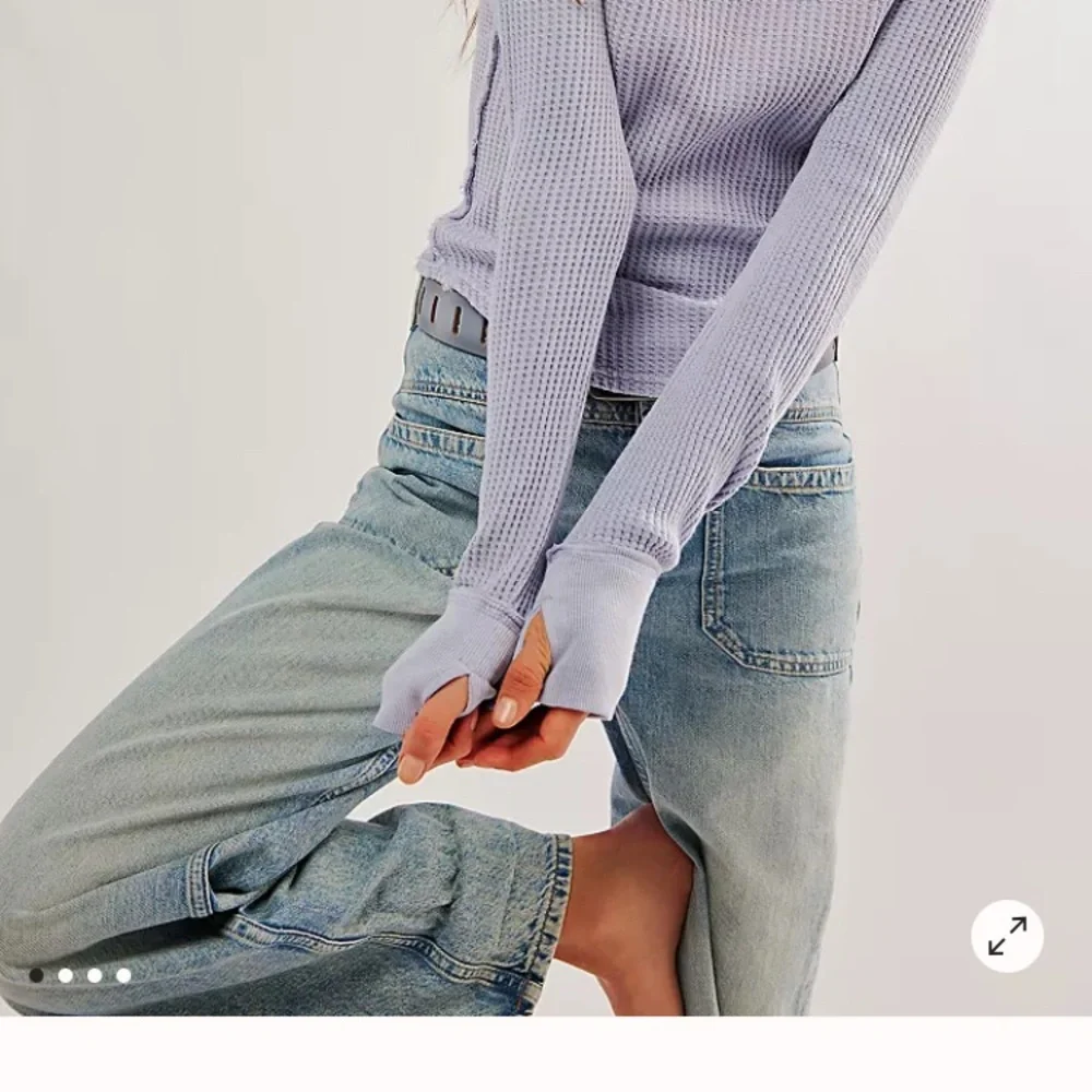 Free People We the Free small thermal thumbhole top - Picture 9 of 13